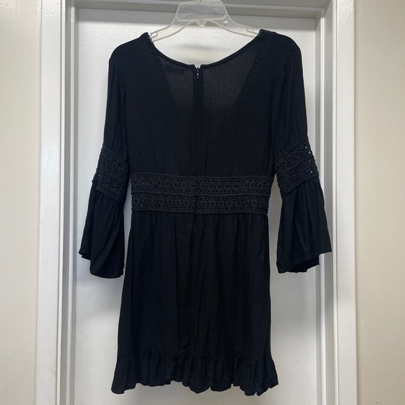 INDAH Black Crochet Trim V Neck Mini Dress - Picture 9 of 12